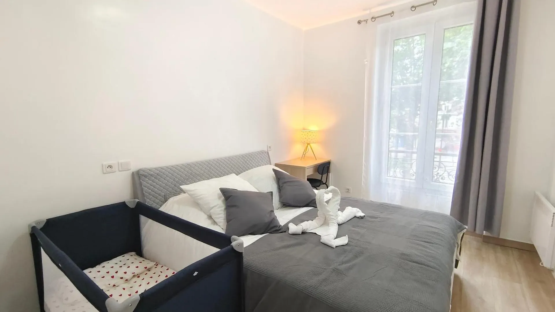 Apartament Belleville 10 Paryż